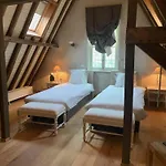 B&B 1669