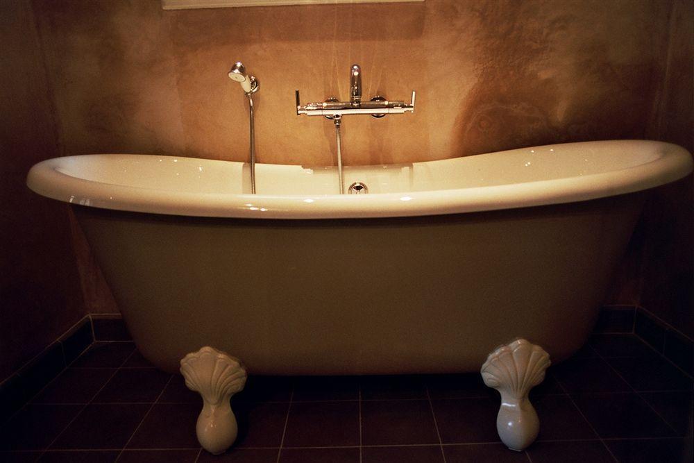 1669 Bed & Breakfast 4*