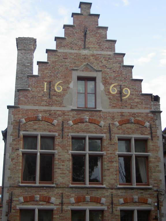 1669 Bruges